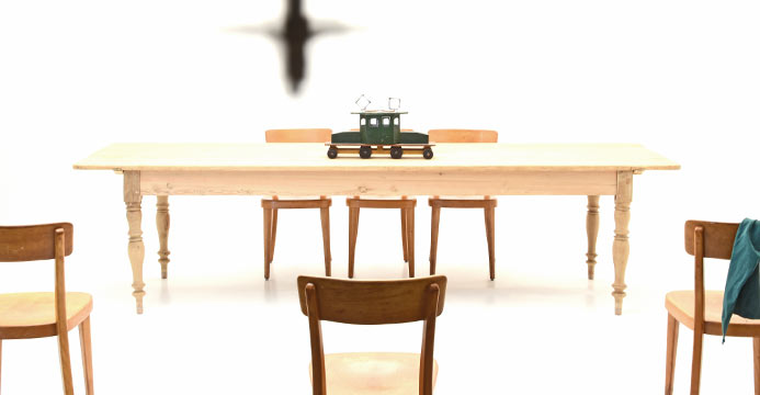 Tische – aus Holz, hochwertig, vintage oder neu | VIADUKT*3