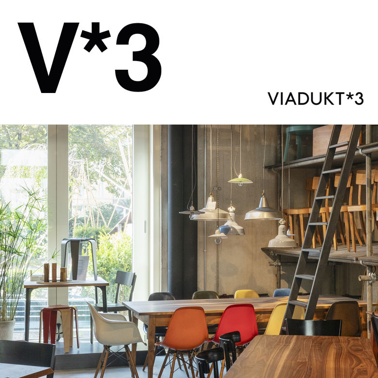 Viadukt*3 – Holztische und Holzstühle