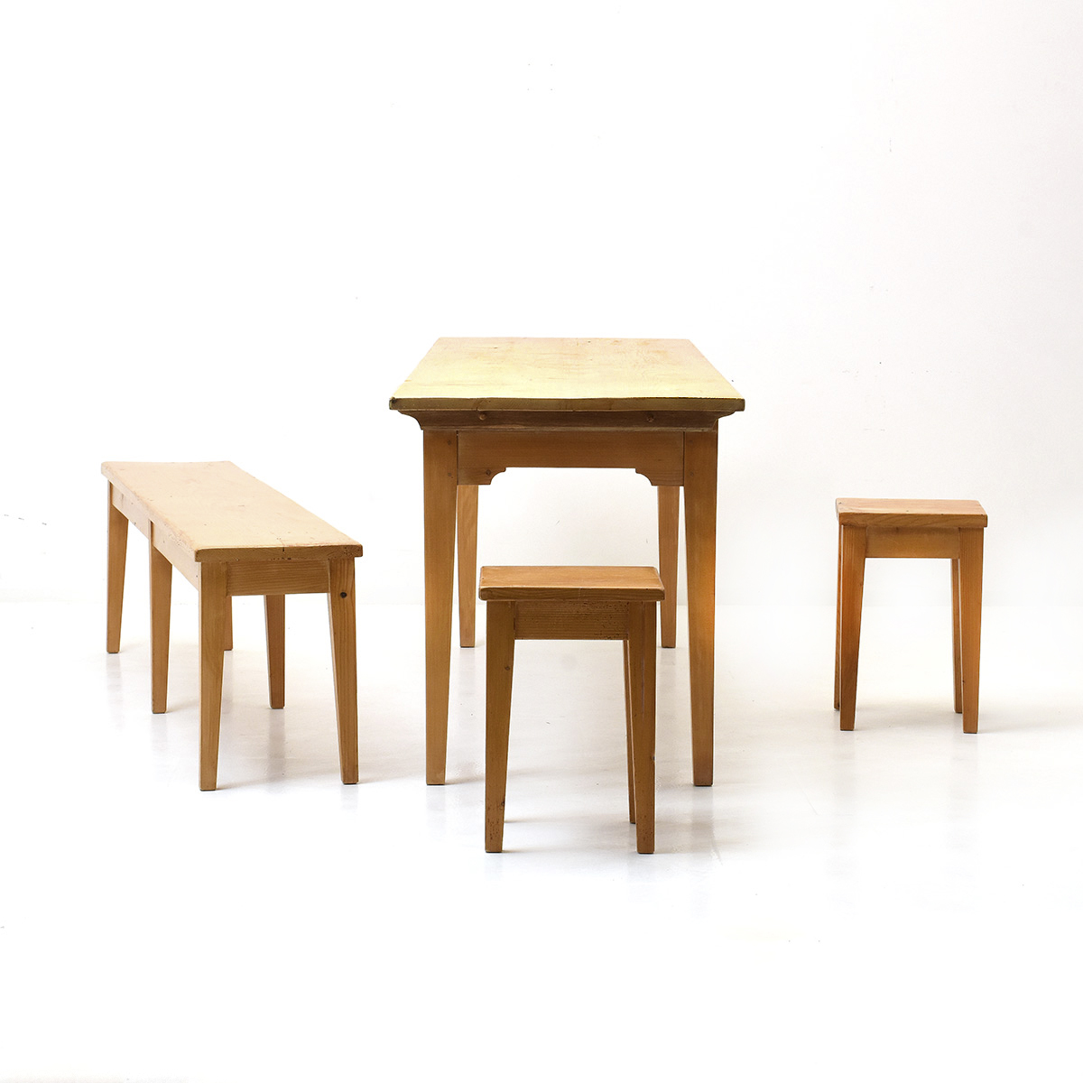 Antiker Biedermeiertisch aus Fichtenholz 256x67cm, Holztisch, Tische, Bänke +, Stühle