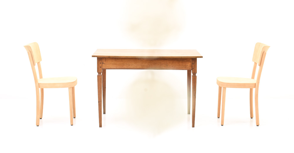 Antiker Holztisch