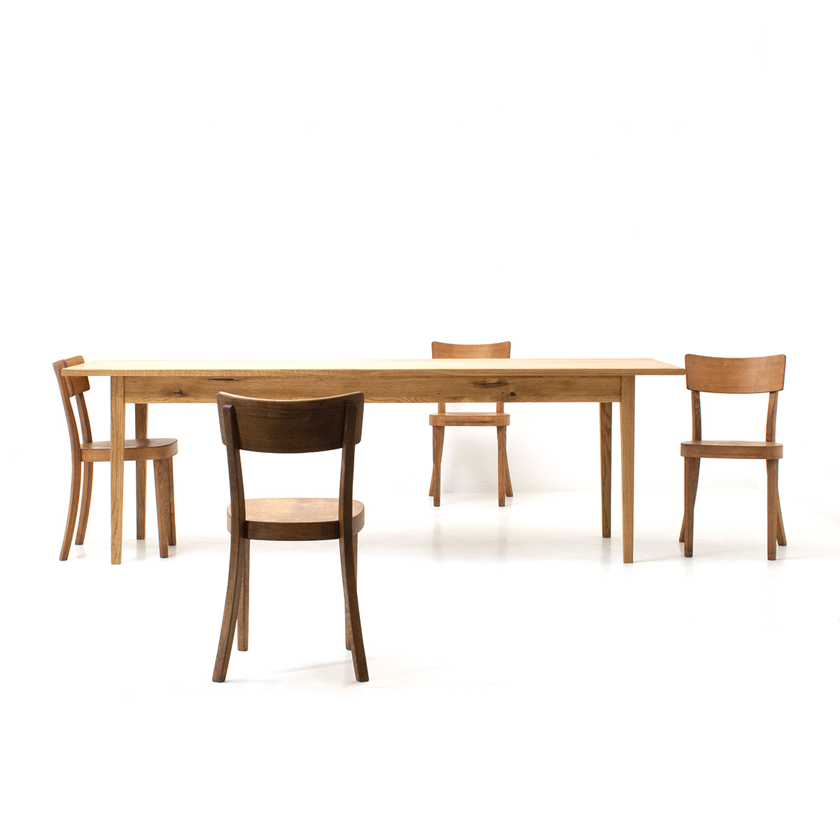 Biedermeier | Tisch aus Eichenholz | New, Viadukt*3 & Partner, Holztisch, Tische