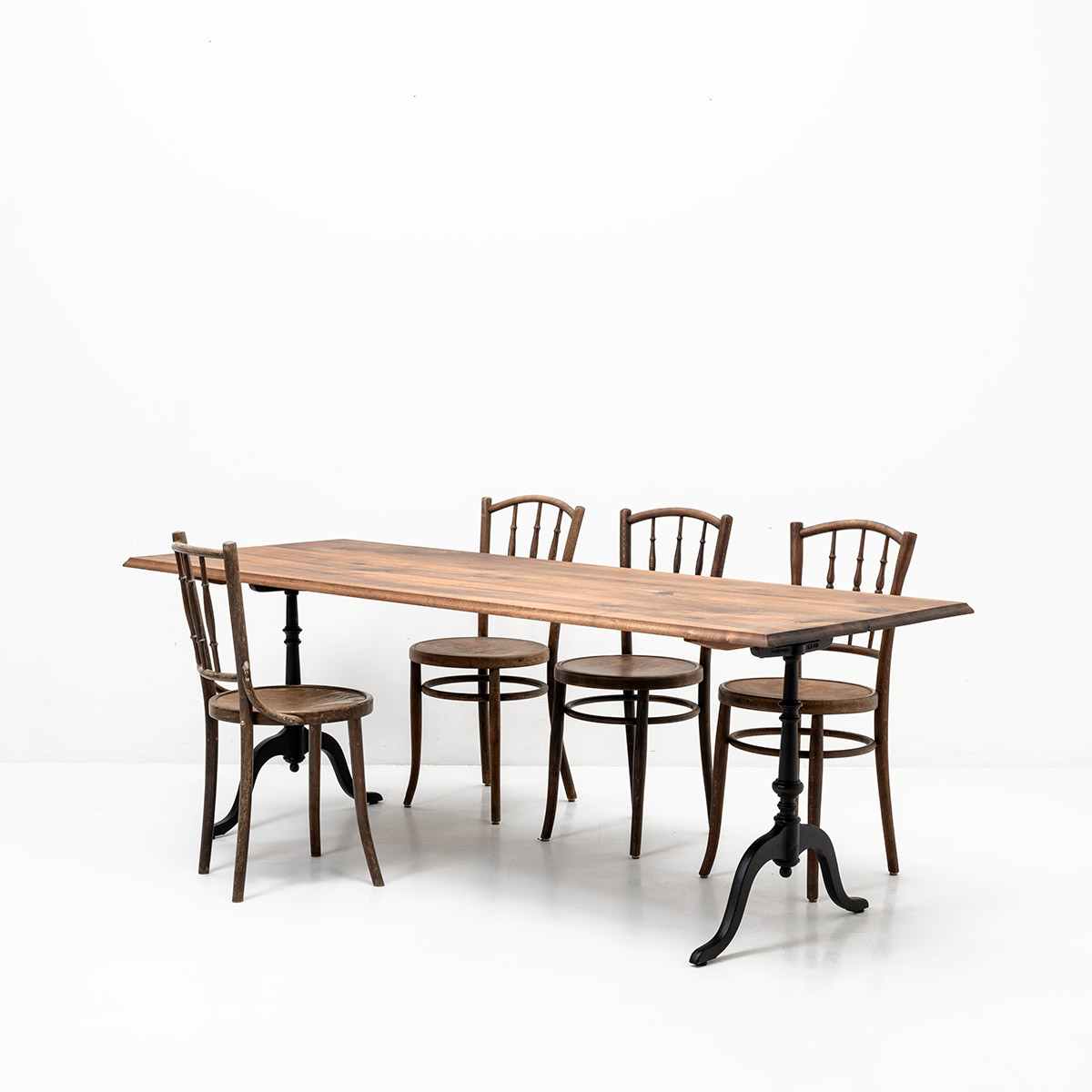 Bistrotisch Nussbaum