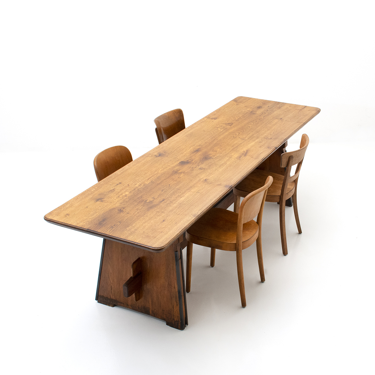 Bündner Holztisch Eiche