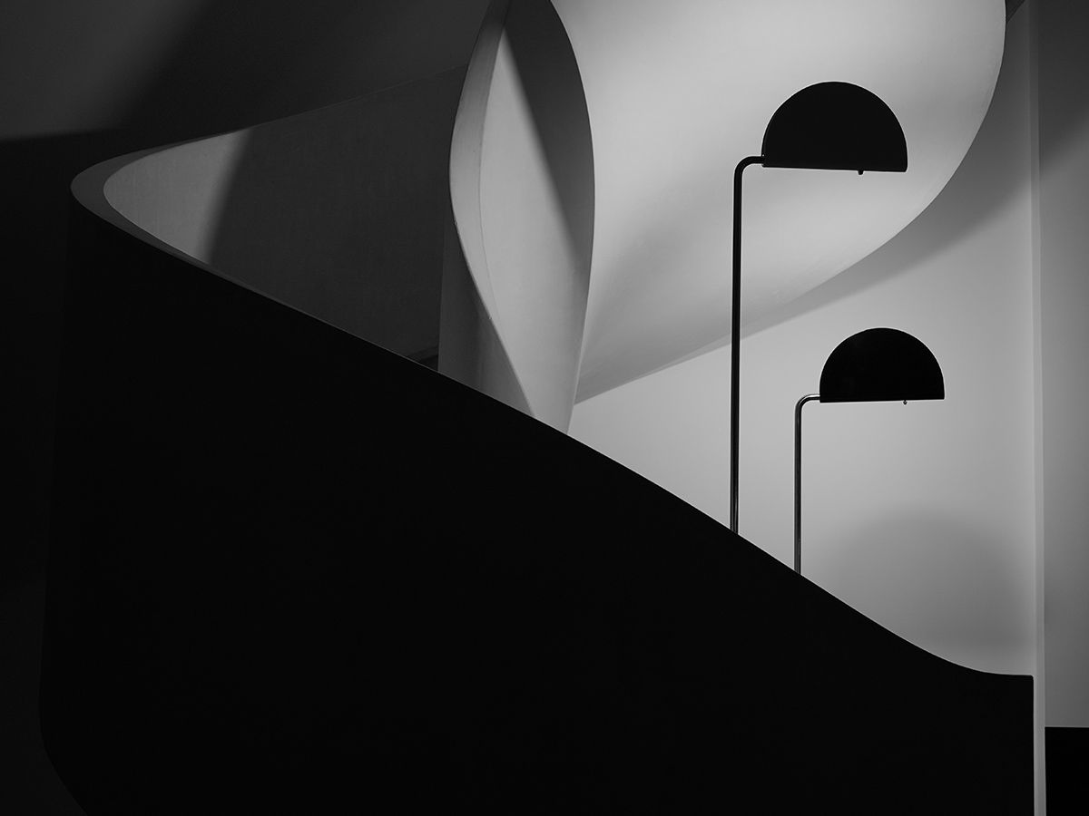 DCW éditions | Mezzaluna Stehleuchte