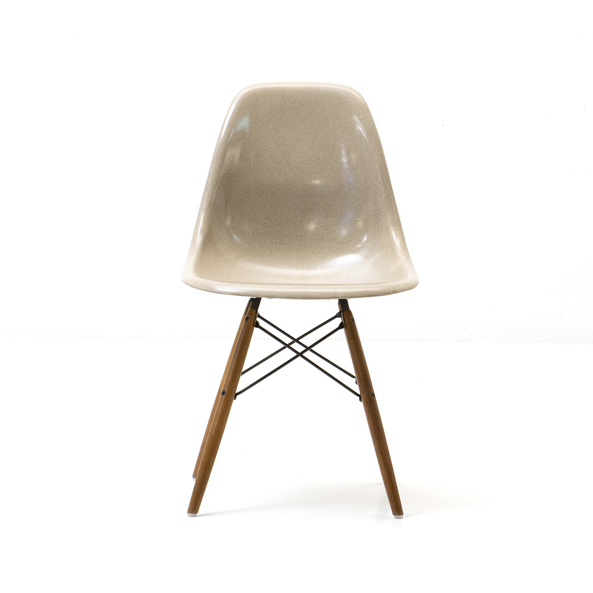 Eames Side Chair