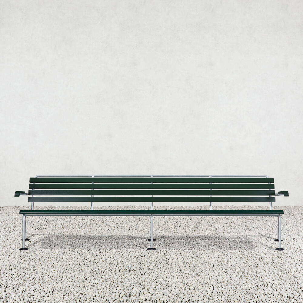 Gartenbank von Atelier Alinea, mit Rücken- und Armlehnen, 180/300cm