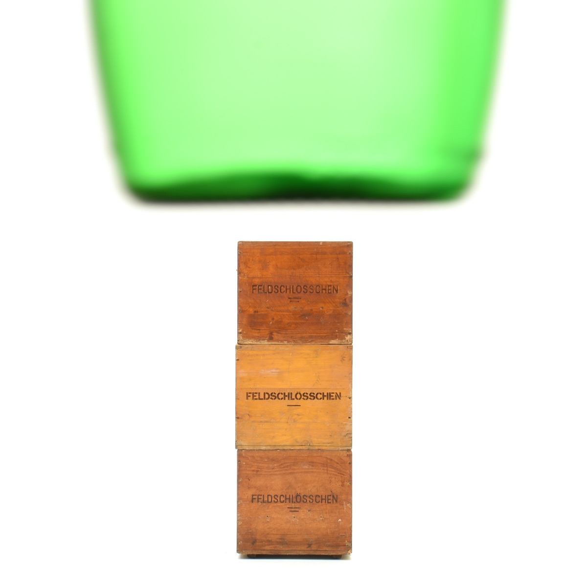 Holzkisten, Feldschlösschen