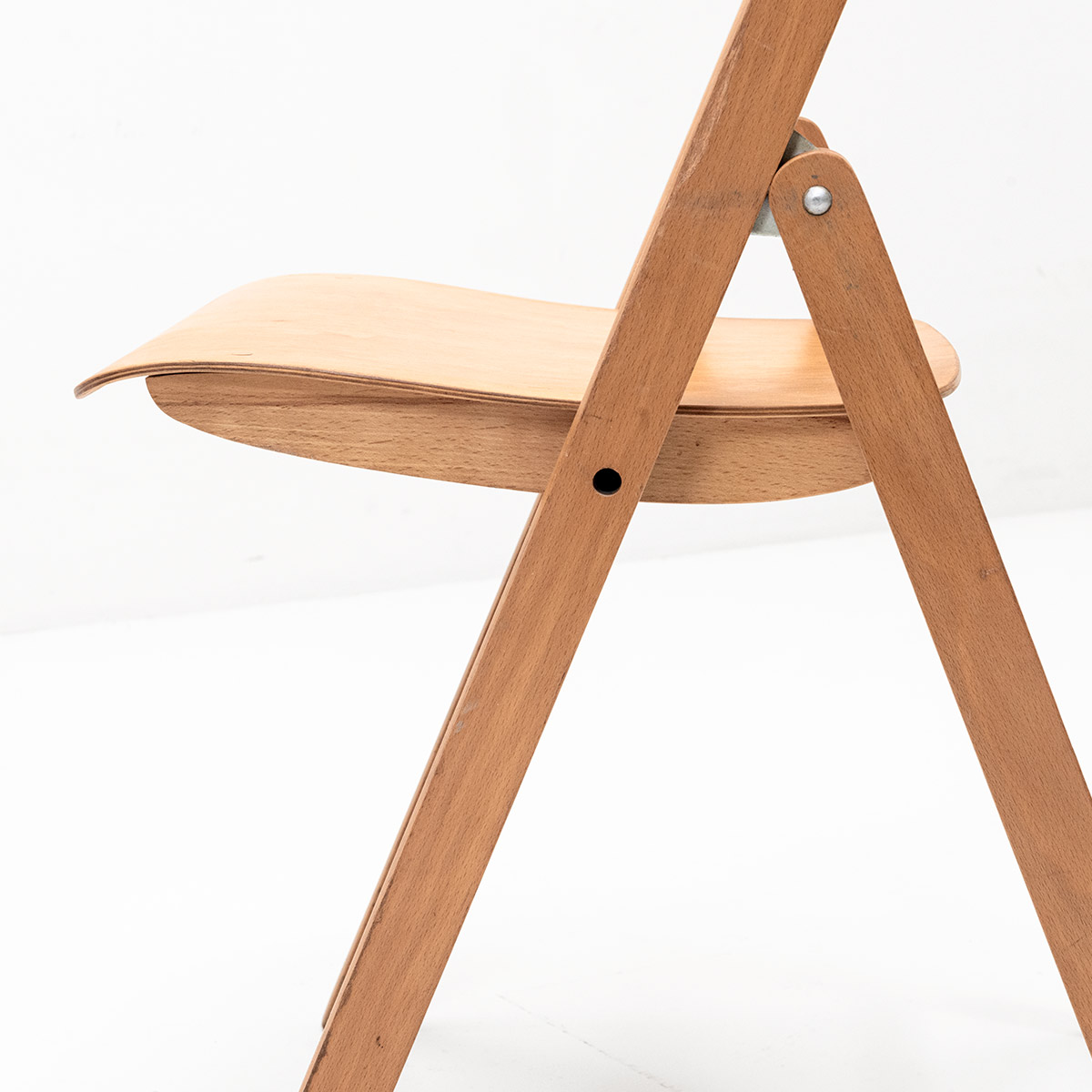 Holzstuhl, klappbar, Schweizer Fabrikat