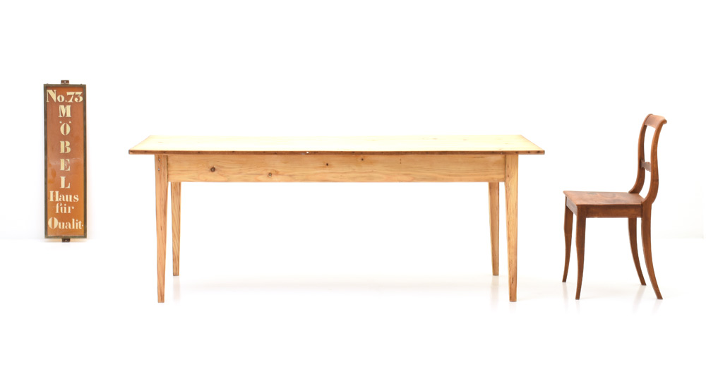 Holztisch, Biedermeiertisch