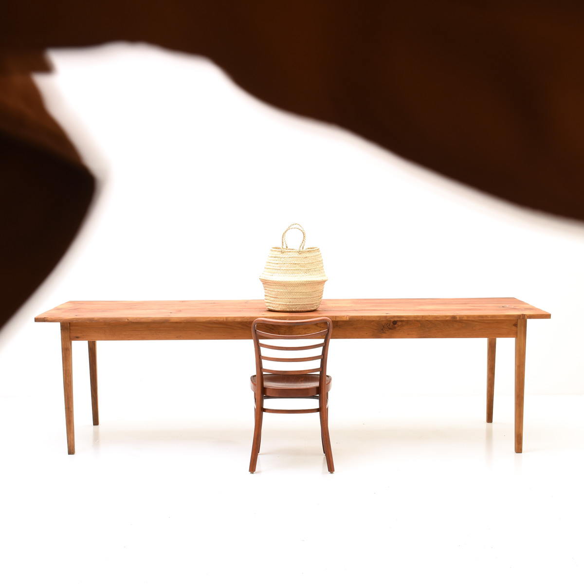Holztisch, Grosse Tafel