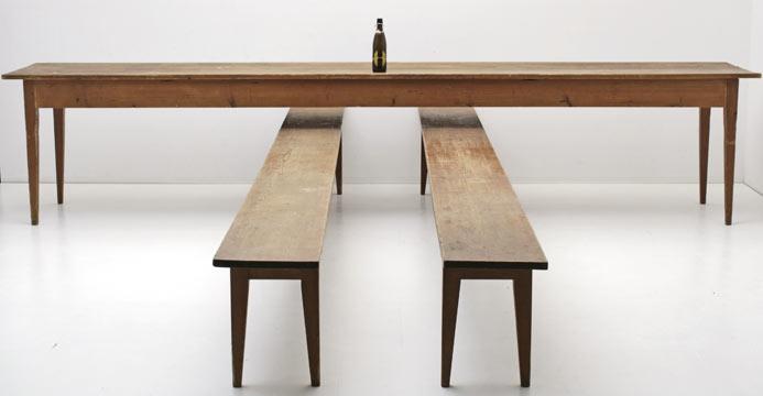 Holztisch