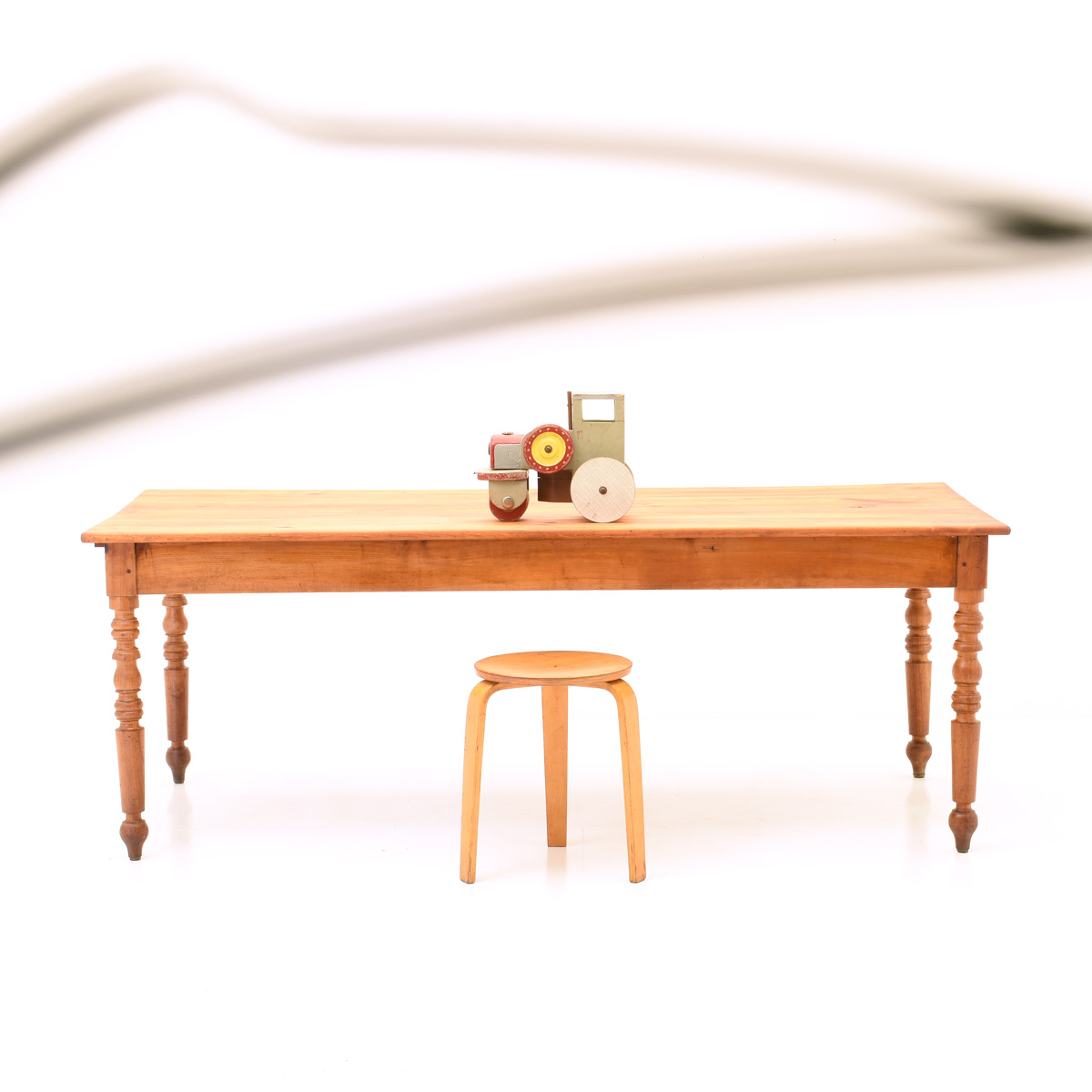 Holztisch, Kirschbaumtisch