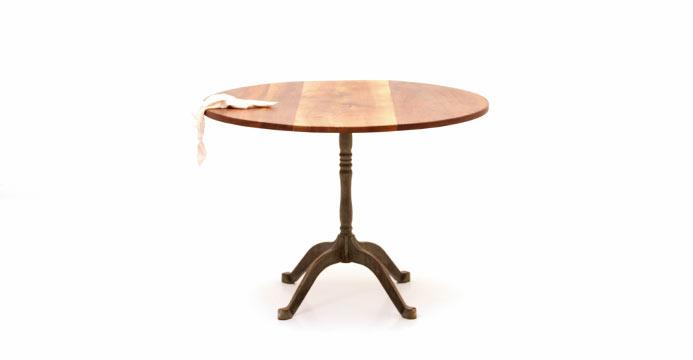 Holztisch, Nussbaum Bistrotisch