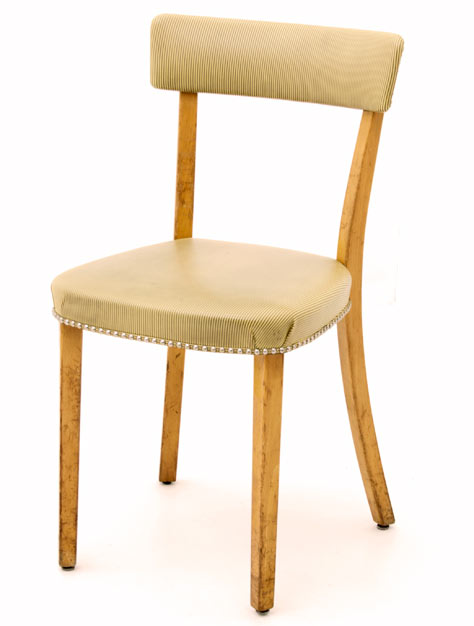 Horgen Glarus_verkleidet, Holzstuhl, Stühle