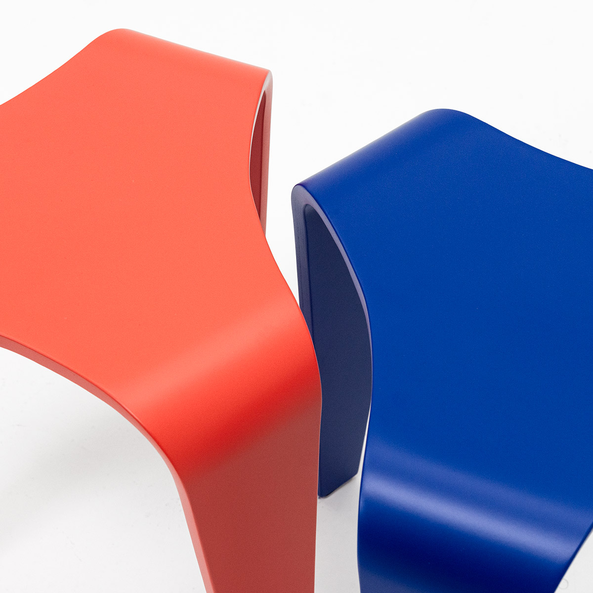 horgenglarus | 11-020 péclard Hocker