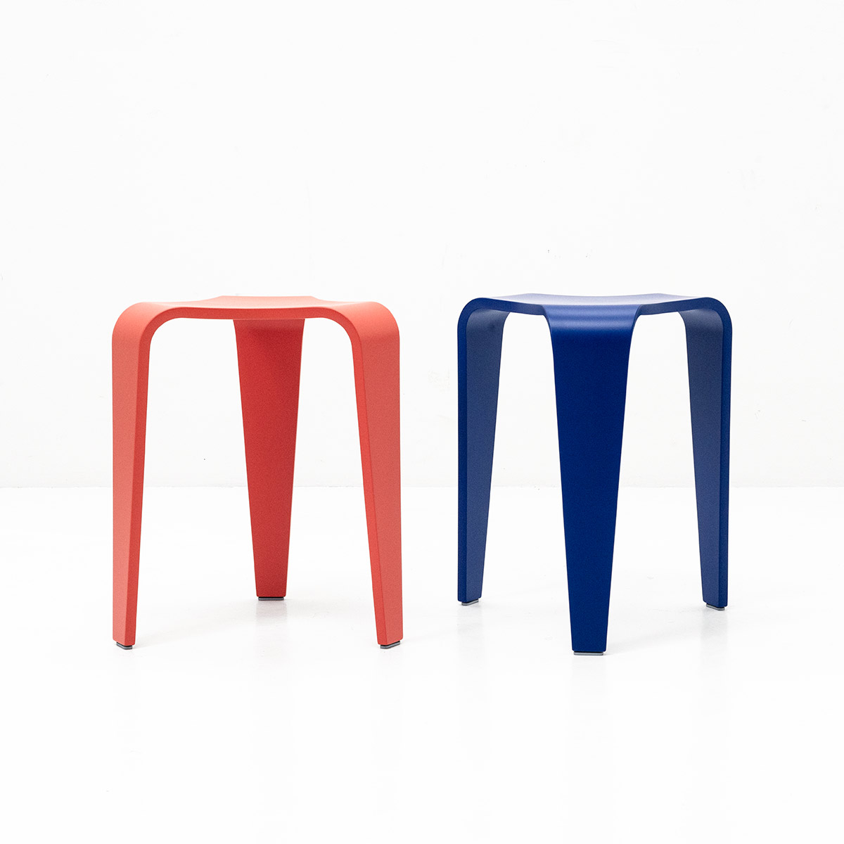 horgenglarus | 11-020 péclard Hocker