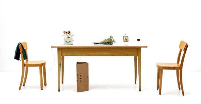 Kelko-Holztisch im Biedermeier-Stil