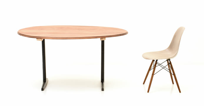 Ovaler Holztisch, Holztisch, Tische